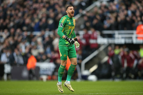 欧冠1/8决赛对阵:皇马将战马竞;巴黎遭遇利物浦.